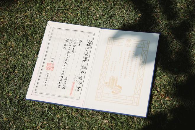 封面深镜|揭秘北科大“钢板录取通知书”:5G钢是这样炼成的