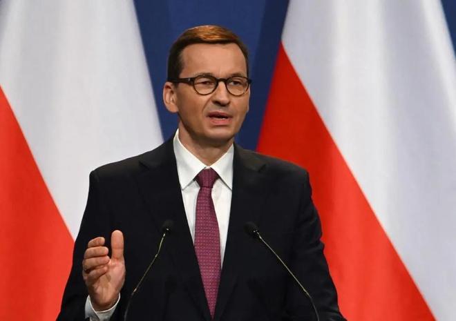 局势180度转弯！瓦格纳未解散，招募新兵投入战场，波兰索要核武自保