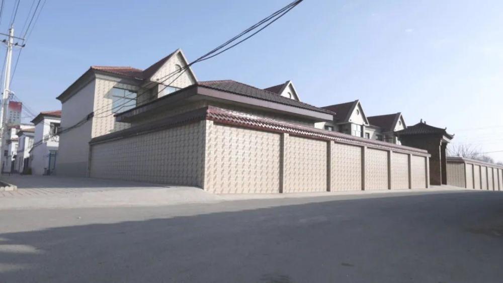 从贤内助到贪内助：这个市原副市长妻子打人耳光成习惯，还拿水泼婆婆、拿钱甩交警…