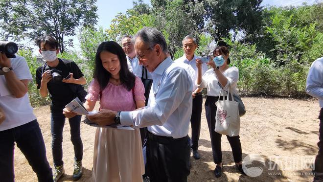 冲绳知事在北京通州祭拜琉球国墓地 专家:体现日本各界改善中日关系期望