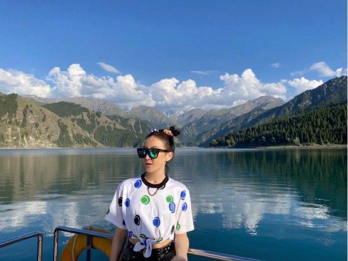 带给我们“好心情”的她，为何因抑郁离开……