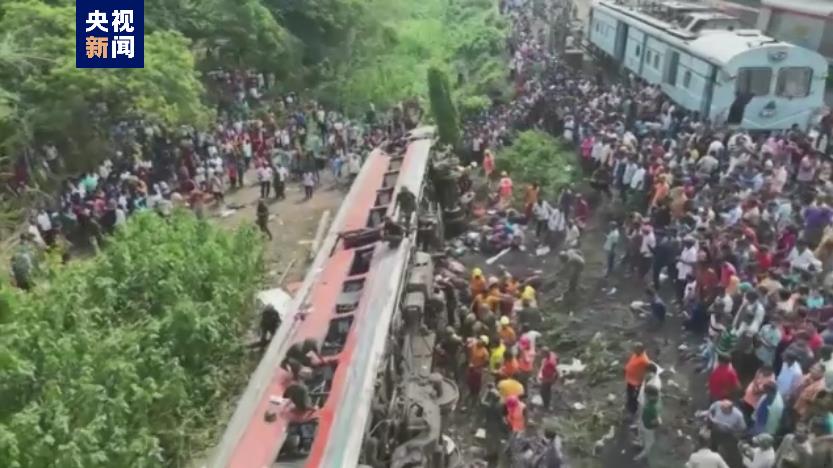 印度列车脱轨相撞事故调查报告：维修人员错误操作致信号系统故障