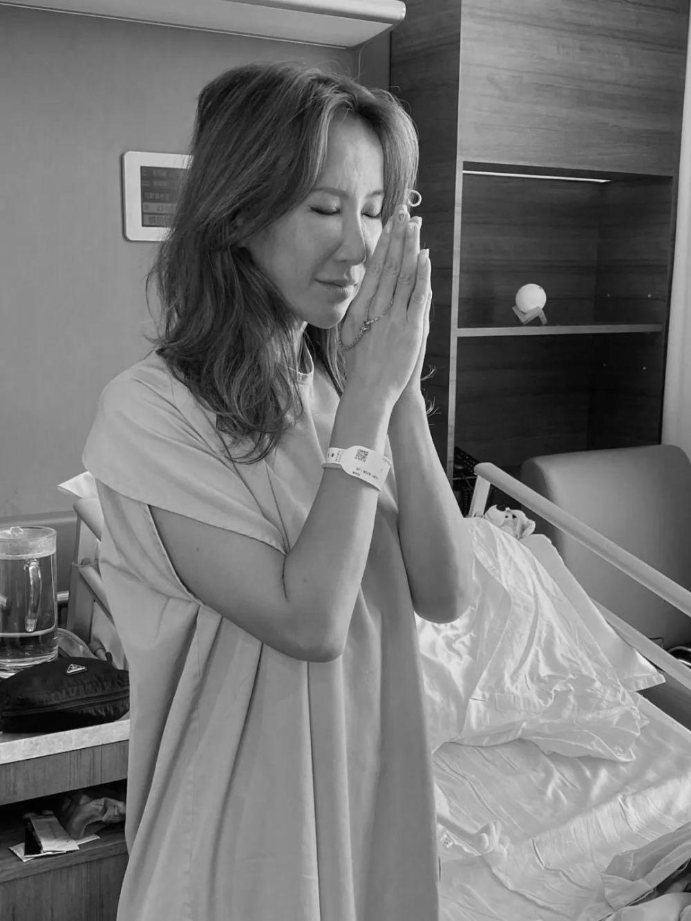 歌手李玟因抑郁症轻生去世！抑郁症有两个发病高峰，一多半都是女性！