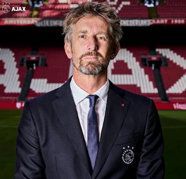 传奇门将范德萨度假时突发脑溢血!被送重症监护,14年前妻子曾患病