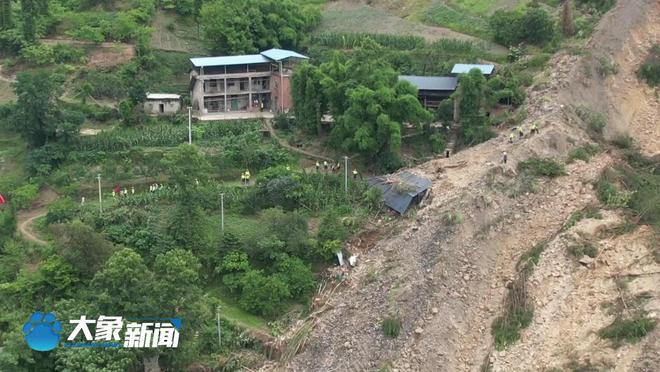 万州暴雨亲历者讲述：亲眼看到山洪毁了我家，却无能为力｜深稿