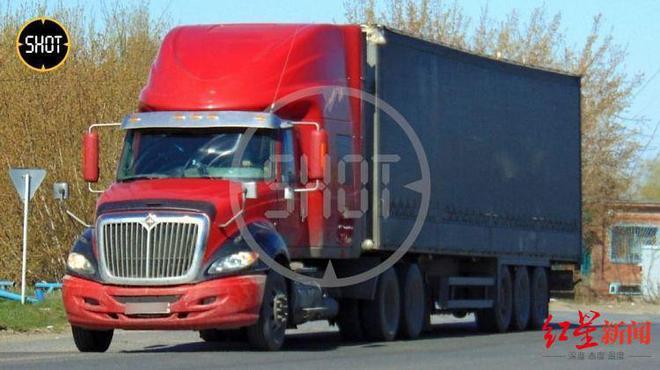 乌克兰国防部承认实施对克里米亚大桥的袭击