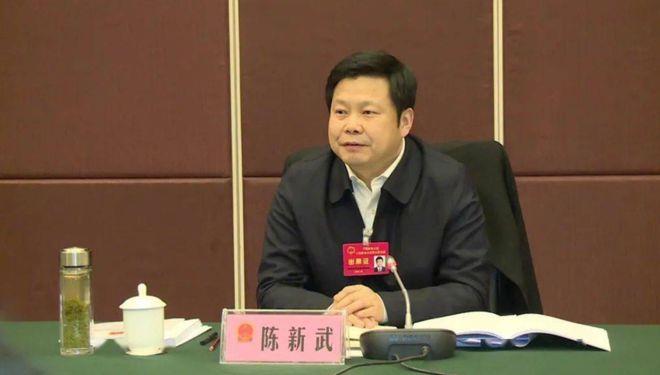 一周内多地省级党委常委调整,4人跨省履新