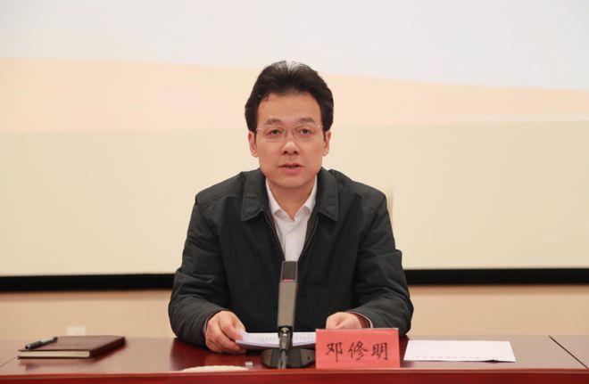 一周内多地省级党委常委调整,4人跨省履新