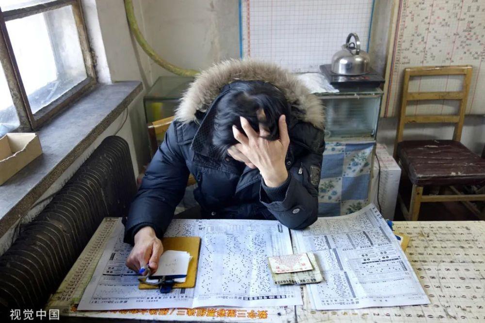 看丹观察丨刮刮乐被年轻人买爆 他们真就图一乐吗？