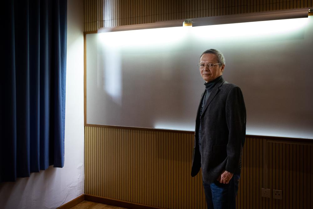 35岁出国读博，42岁当博士，他从四川街头茶馆里看透中国历史