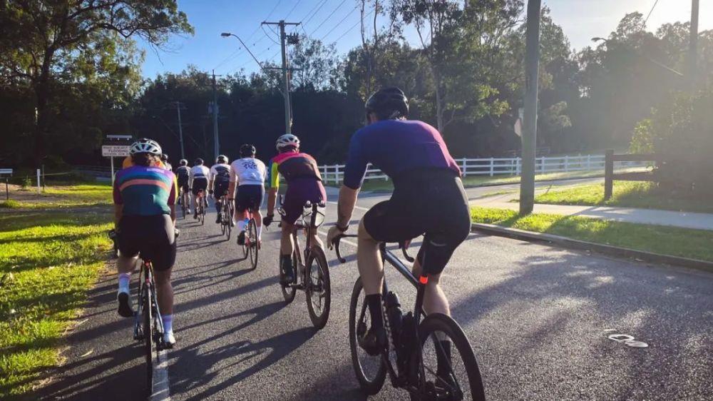 十多万一辆的自行车，是谁在买？