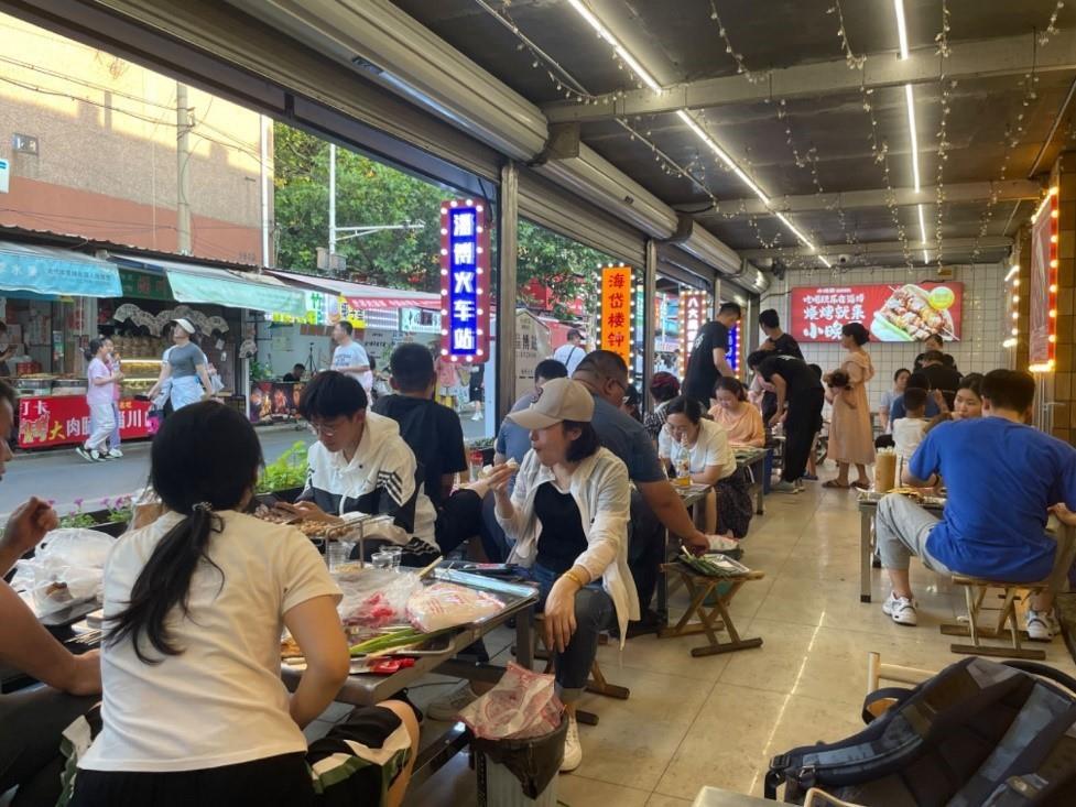 烧烤降温,淄博没凉