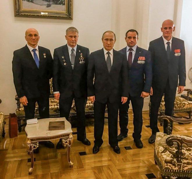 俄或考虑给予瓦格纳合法地位:普京钦点瓦格纳接班人,代号“白发”的他是谁?