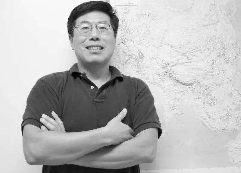 著名华人地质学家尹安逝世,去年摘得地质学界的诺贝尔奖