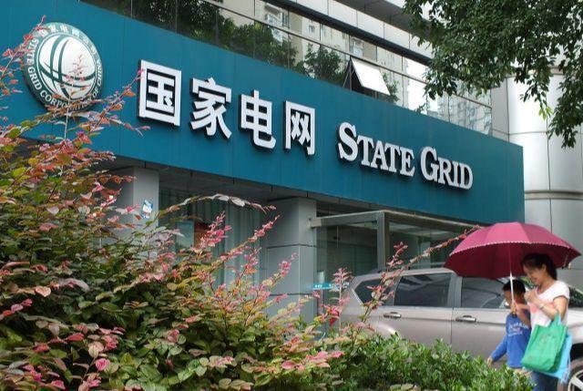 家中断电致呼吸机无法使用，渐冻症病人因呼吸衰竭去世；家属：曾向电力部门申请临电无果，对方应担责