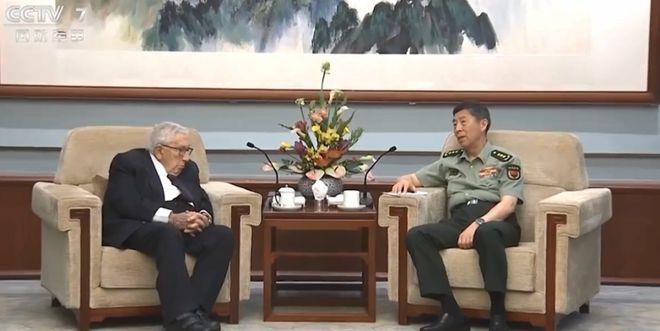 50多年前秘访,50多年后“突访”,百岁基辛格为何而来?