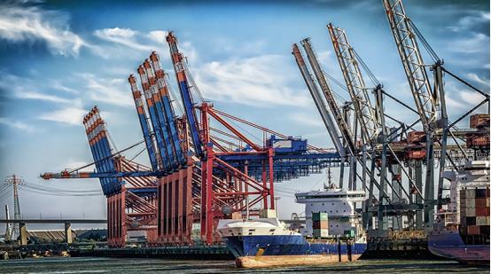 官方研判形势“极为严峻”!多重挑战下,中国外贸还行不行?