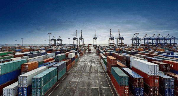 官方研判形势“极为严峻”!多重挑战下,中国外贸还行不行?