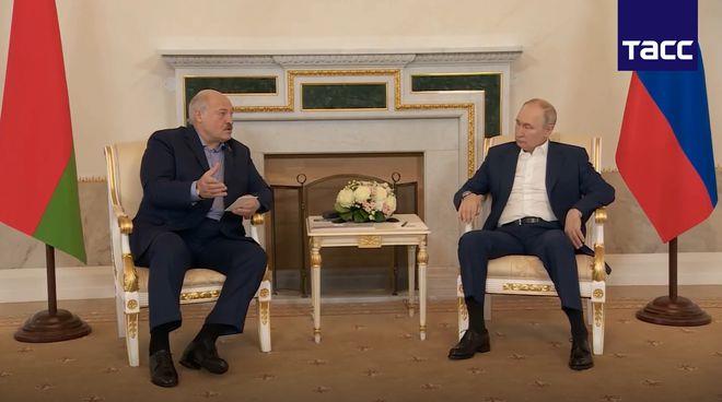 一夜之间,俄军5种导弹打击!这座城市有多关键?