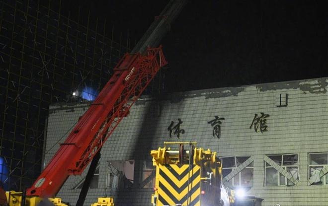 被珍珠岩压塌的排球梦：齐齐哈尔10名小队员和1名教练遇难，幸存队友发文“好朋友全走了”