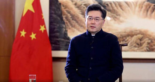 十四届全国人大常委会举行第四次会议　　审议刑法修正案（十二）草案　　决定任命王毅为外交部部长、潘功胜为中国人民银行行长　　习近平签署主席令　　赵乐际主持