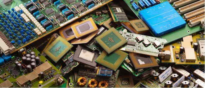 又炒作!美商务部长:美需投资生产高端芯片能力,阻止最先进技术流入中国