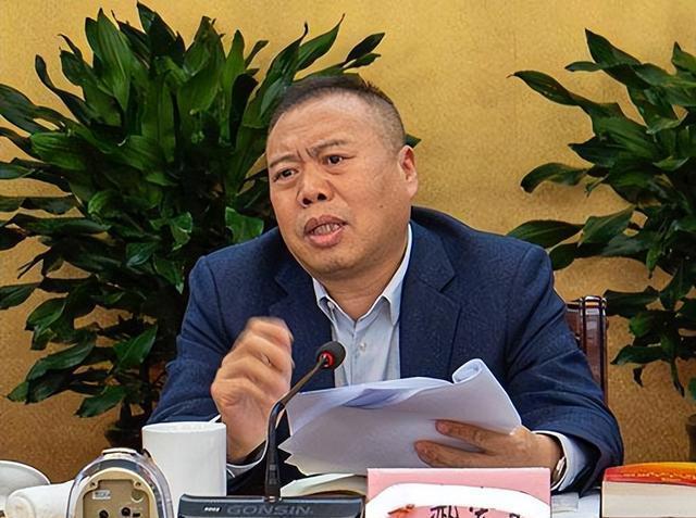 大肆干预插手案件处理、严重败坏纪检监察干部形象,副部级纪检“内鬼”被双开