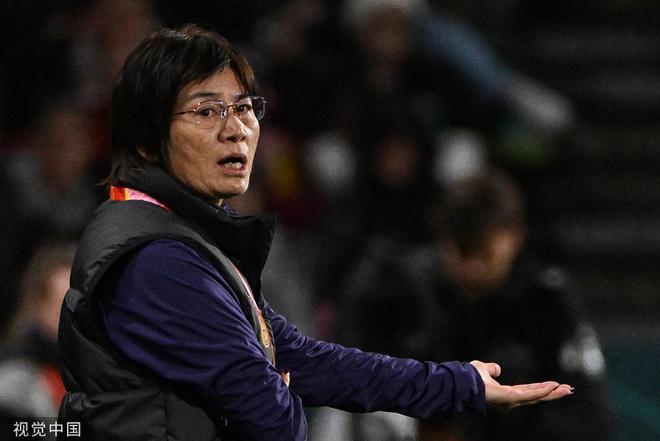 少一人作战又怎样!十人中国女足1-0海地,王霜点球破门