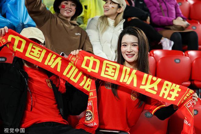 少一人作战又怎样!十人中国女足1-0海地,王霜点球破门