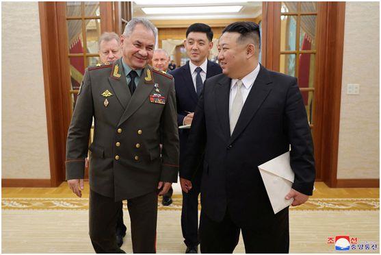 快讯!俄媒:克宫称,俄防长已向普京汇报访问朝鲜有关情况