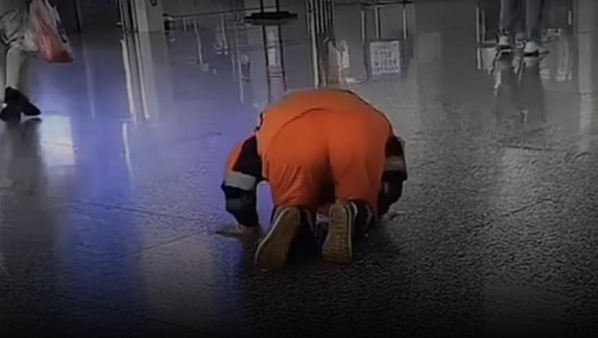 执法大队遭恶搞变“执法犬队”，陕西镇坪回应：警方已锁定涉事人员