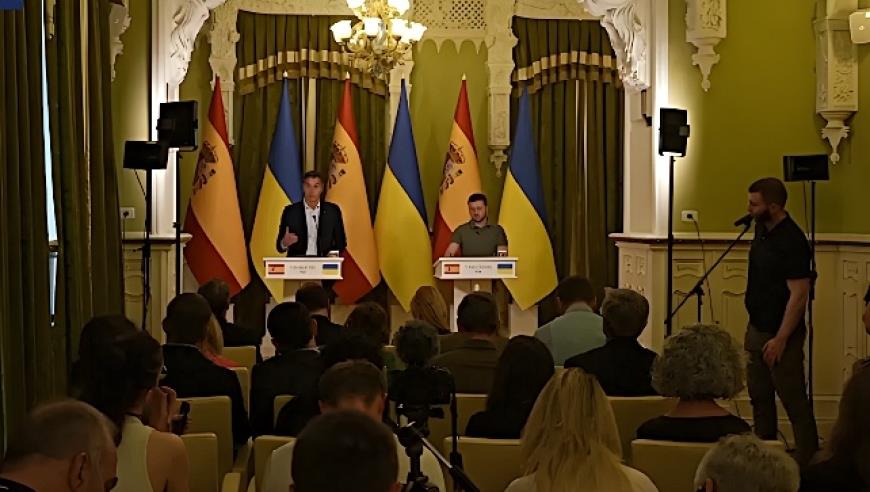 推特限制每日访问数量，马斯克称数据被“极端抓取、系统操纵”