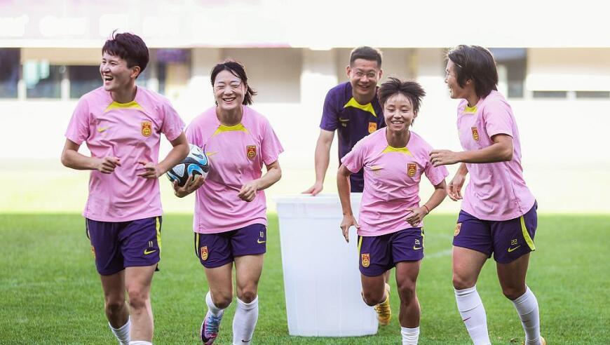 印度列车脱轨相撞事故调查报告：维修人员错误操作致信号系统故障