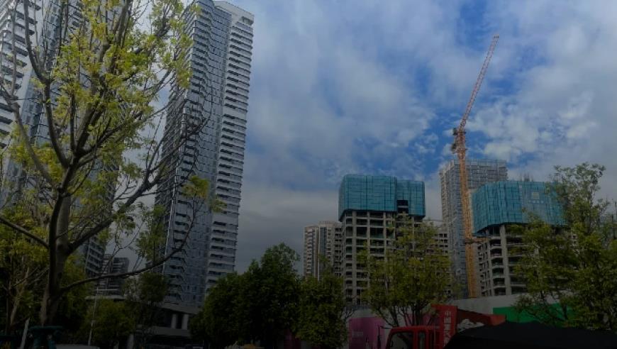 一座西部小县的“催生”实践：生二三孩买房送“卧室”，有效果吗