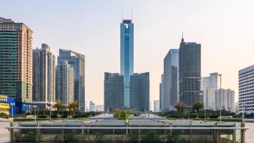 山西一公交车发生单方交通事故，已致4死13伤