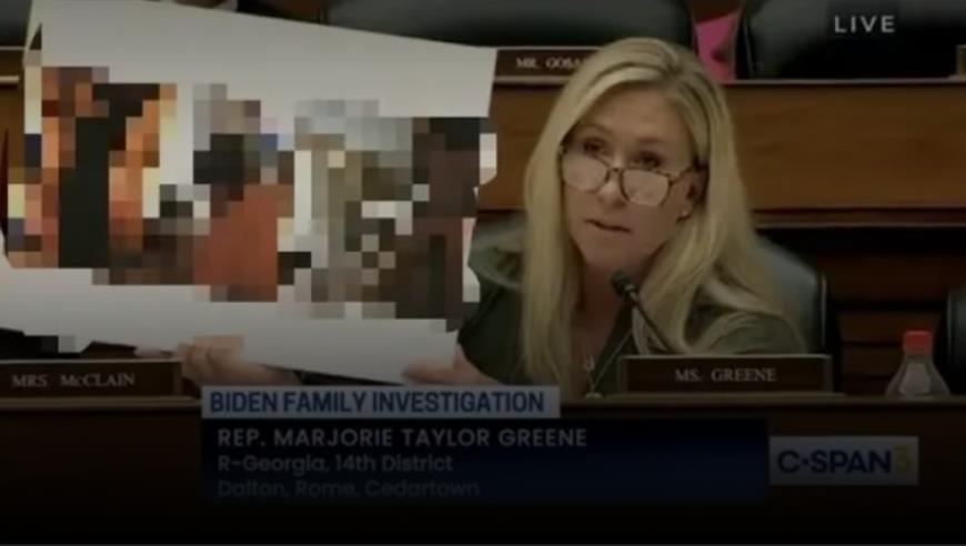 日本已故首相安倍晋三的遗孀此时窜台，安的什么心