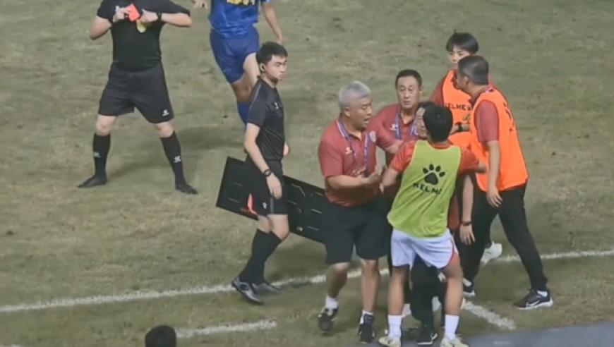 刀郎新歌《罗刹海市》惹争议，内涵四位内娱明星？