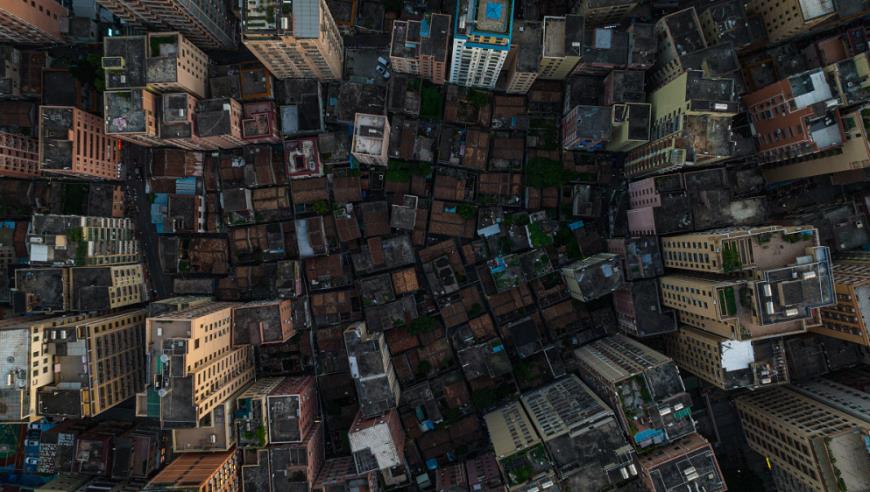 13岁少年致8岁女童失明警方不予立案，矫治与防范不容忽视