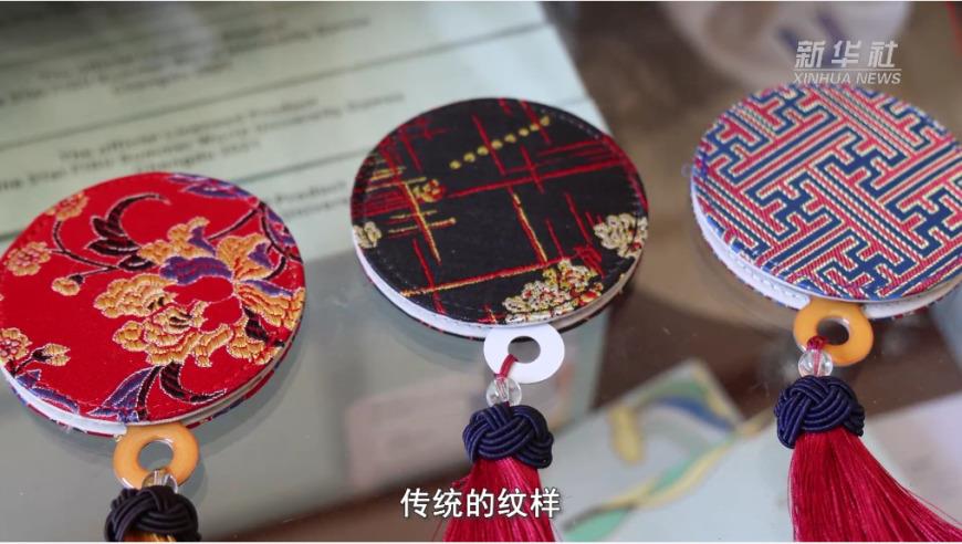 打破世界纪录！覃海洋200米蛙泳夺冠，世锦赛一人独揽4金