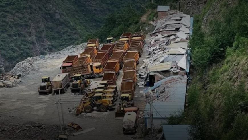 新疆若羌县警方通报一车队未经批准穿越自然保护区：3人无生命体征，1人失踪