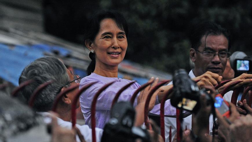 彩蛋！成都大运会开幕式，人手一只“熊猫”