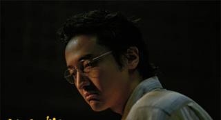 影人聚焦 | 《孤注一掷》爆了，王传君不像演的！