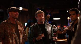 《敢死队4：最终章》预售 史泰龙驾机引爆太平洋