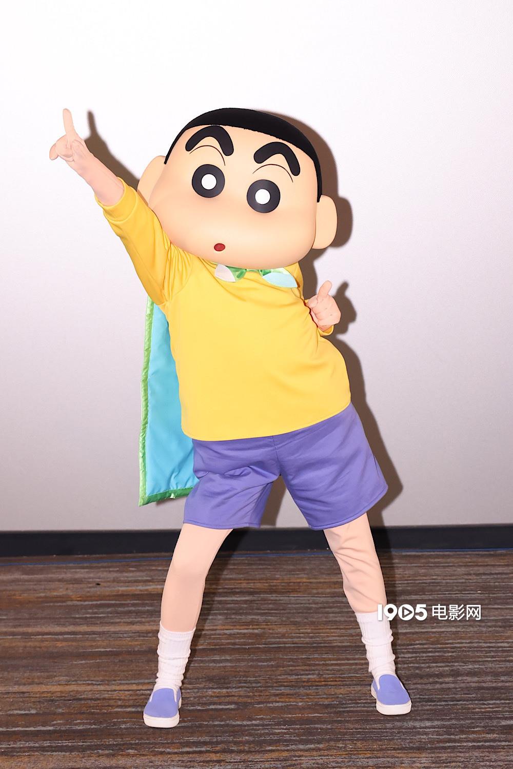 《蜡笔小新》2023剧场版首映 新之助现场五连拍